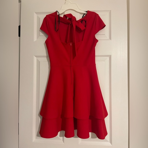 Women’s red dress- size 5/6 - Picture 2 of 2
